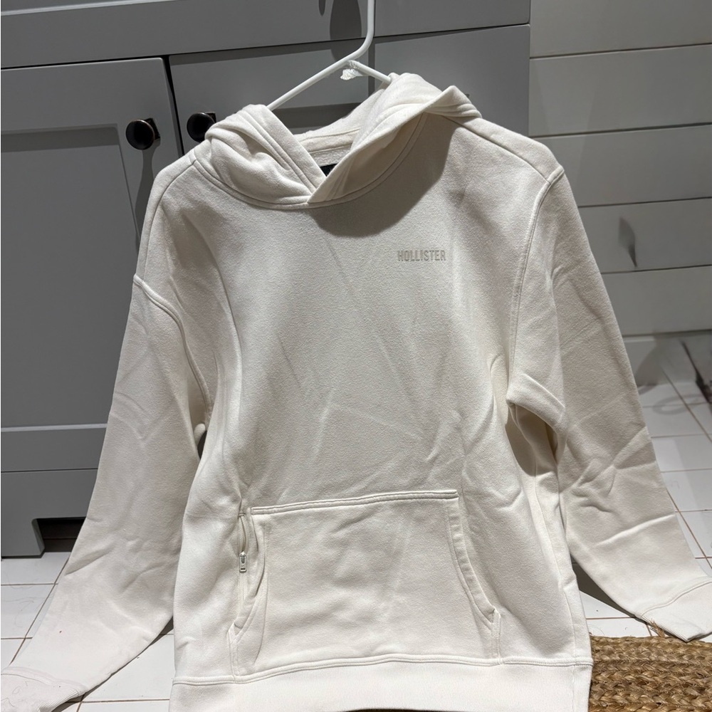 Hollister Cream Pullover Hoodie